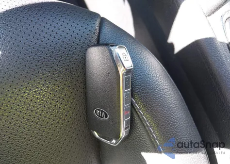 2020 Kia Niro Ex Premium from USA, damaged, VIN KNDCE3LC4L5371613